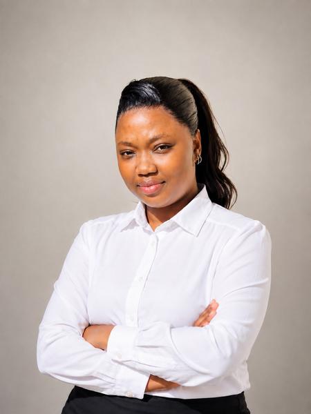 Sinokuhle Songongo, estate agent