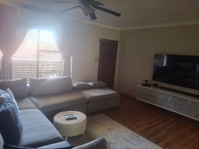 Apartment / Flat For Rent in Vanderbijlpark SW 5, Vanderbijlpark