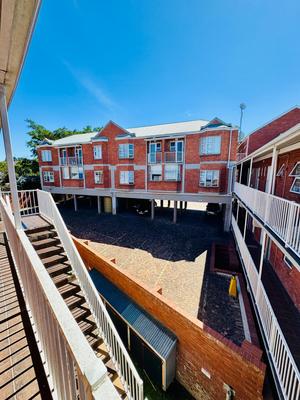 Apartment / Flat For Rent in Kingswood, Grahamstown