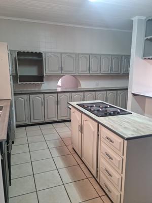 House For Sale in Edelweiss, Springs