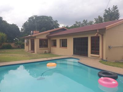 House For Sale in Vanderbijlpark SW 5, Vanderbijlpark