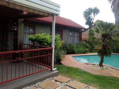 House For Rent in Flora Gardens, Vanderbijlpark