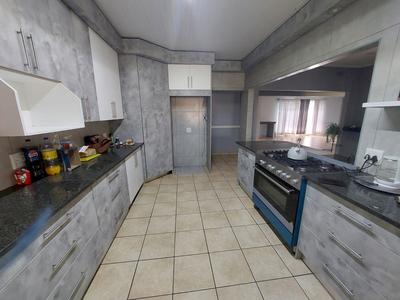 House For Rent in Flora Gardens, Vanderbijlpark