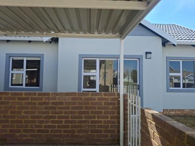 Townhouse For Rent in Riverspray Lifestyle Estate, Vereeniging