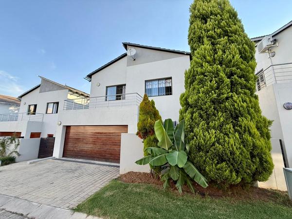 House For Sale in Fourways, Sandton