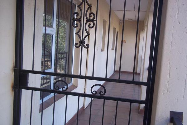 Apartment / Flat For Sale in Drie Riviere, Vereeniging