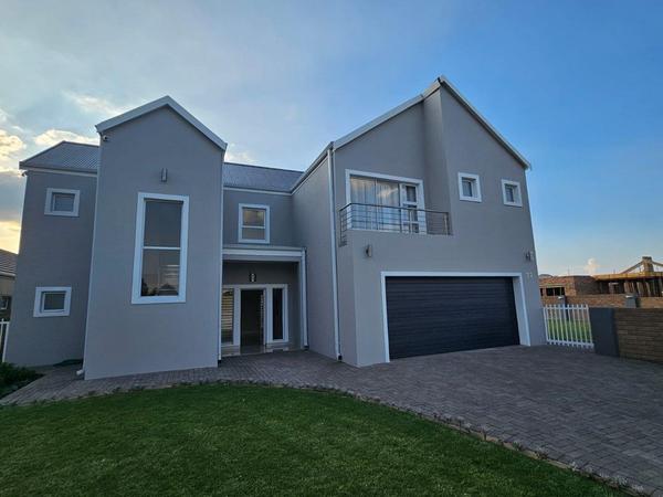 House For Sale in Riverspray Lifestyle Estate, Vereeniging
