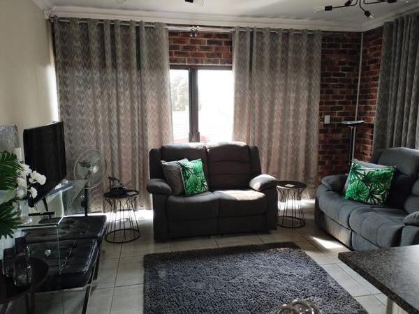 Cottage For Rent in Vanderbijlpark SE 4, Vanderbijlpark